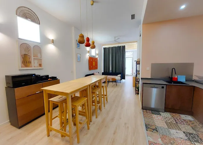 Ruzafa In דירה *